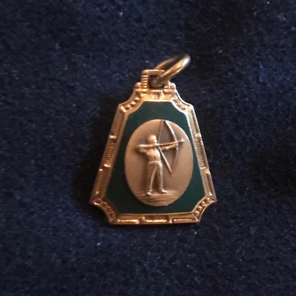 Antique Gold/Jade Pendant “first place men’s 1945